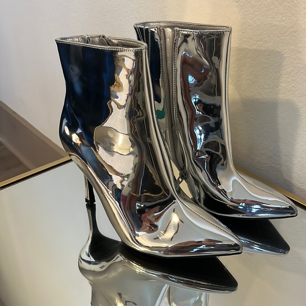 Metallic booties with a trendy heel!! Never before worn! New with tags